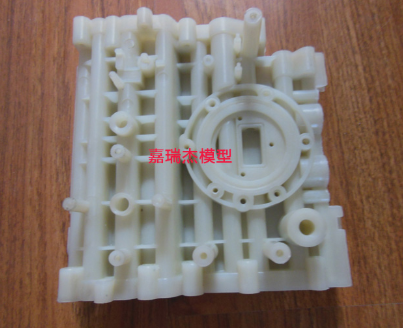 快速成型工藝的應(yīng)用具有怎樣特征？